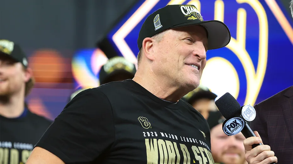 Brewers Manager Pat Murphy Reveals Unexpected Bladder Battle During Championship Celebration